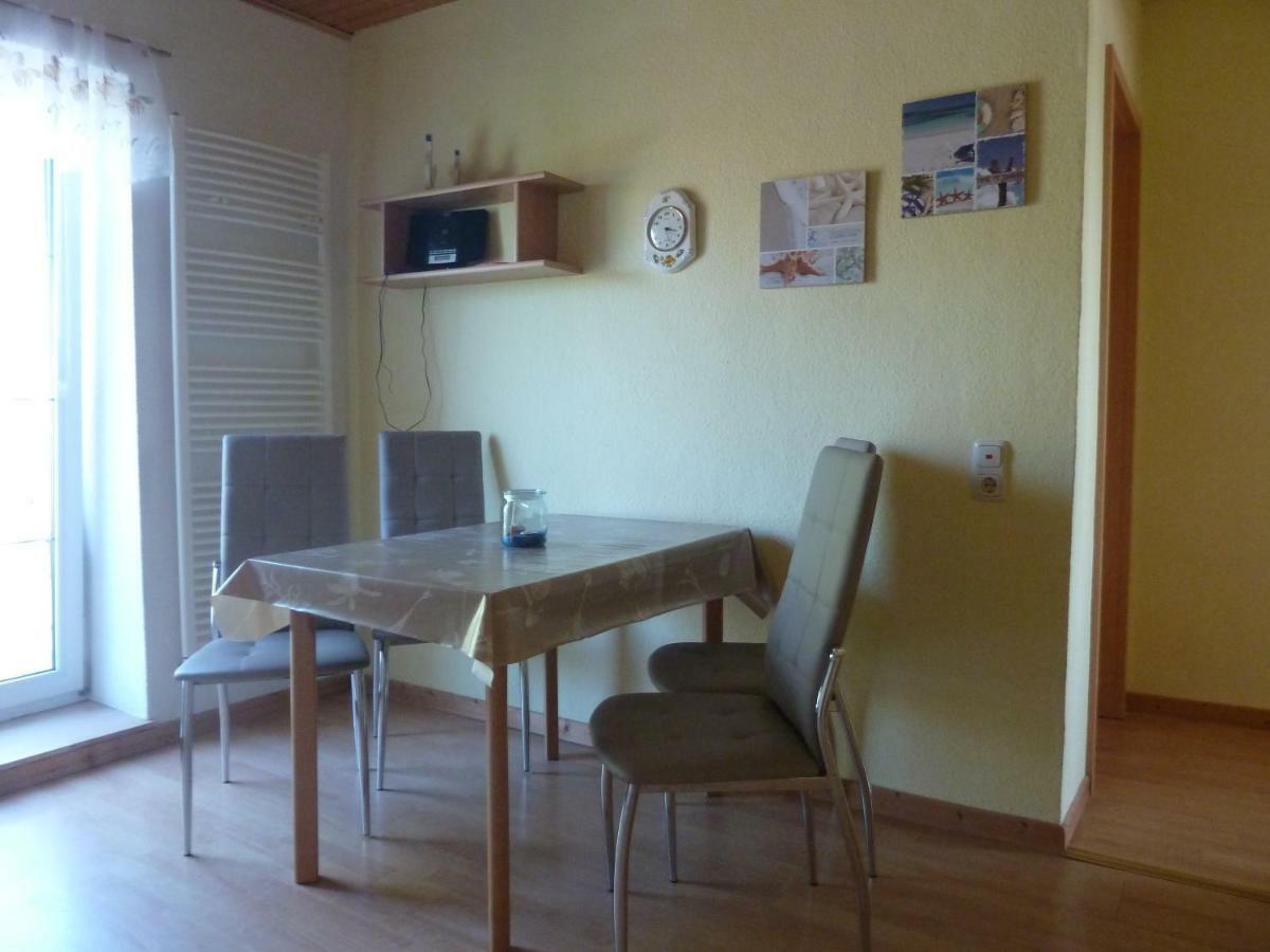 Barthel'S Hof Lägenhet Middelhagen Exteriör bild